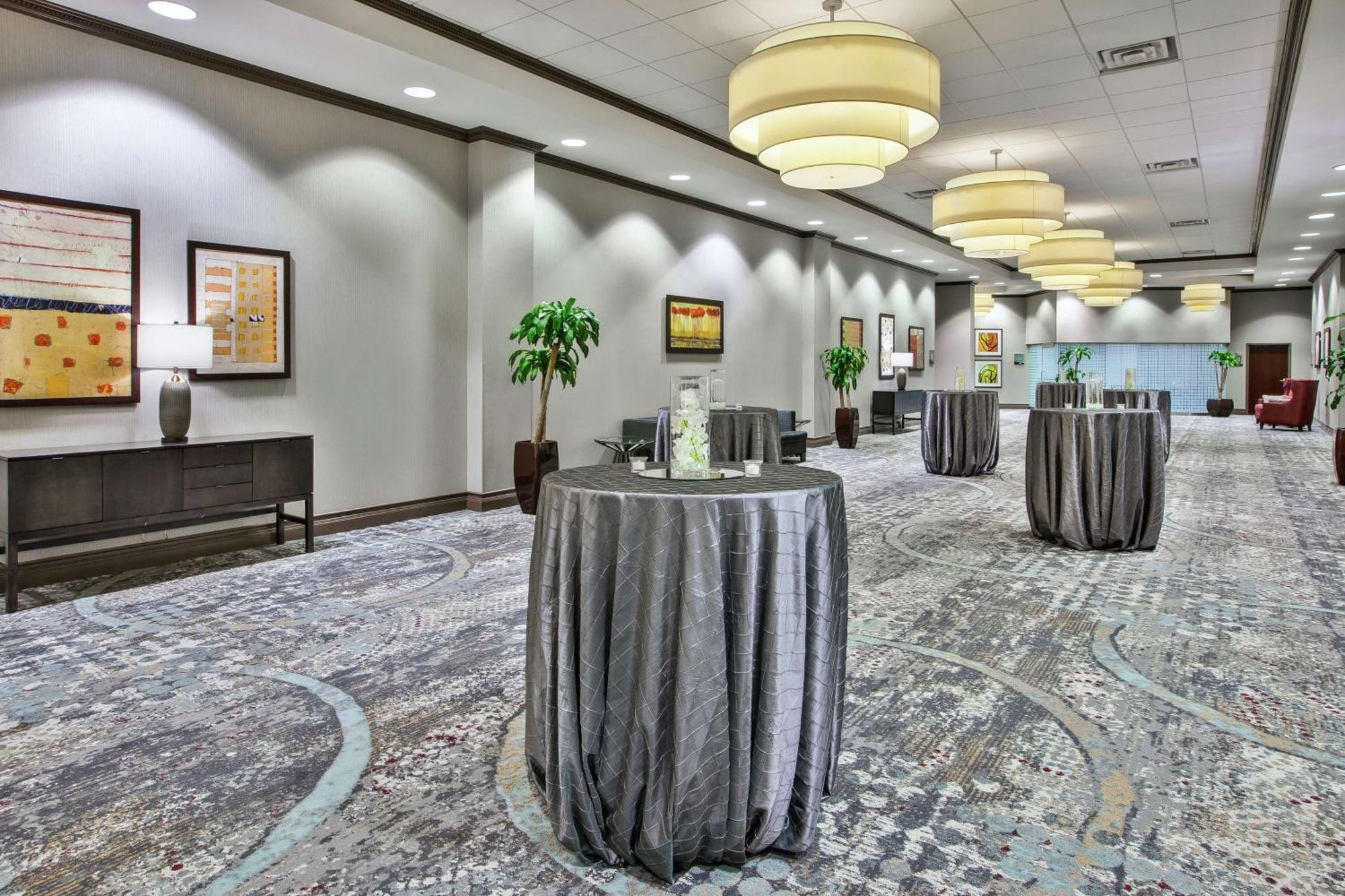 Embassy Suites Columbus - Airport מראה חיצוני תמונה